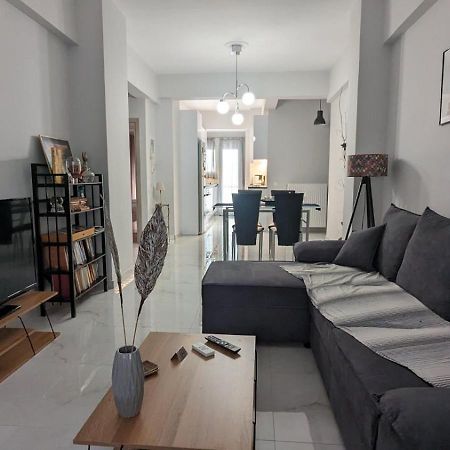 Luxury & Spacious Apartment In Athens Luaran gambar