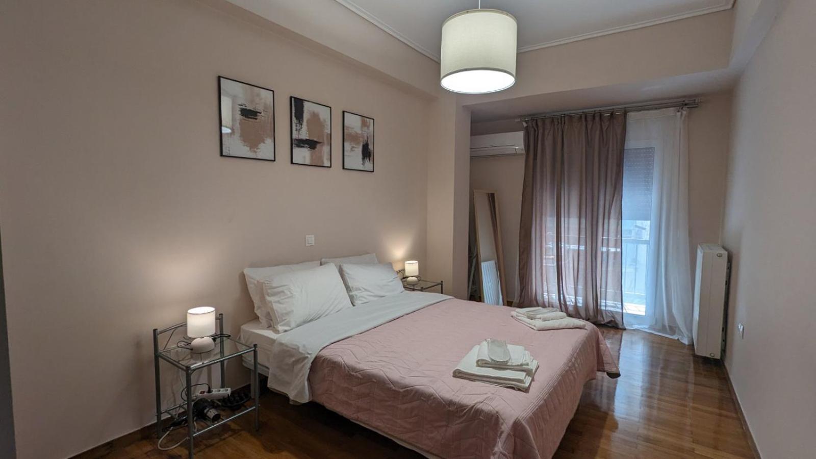 Luxury & Spacious Apartment In Athens Luaran gambar