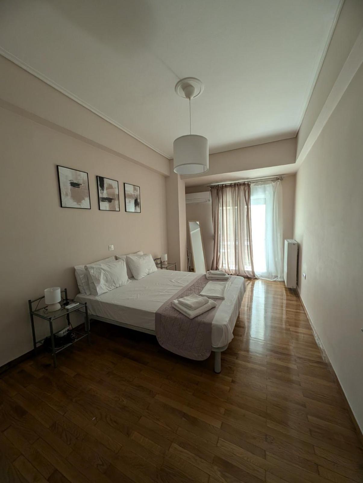 Luxury & Spacious Apartment In Athens Luaran gambar