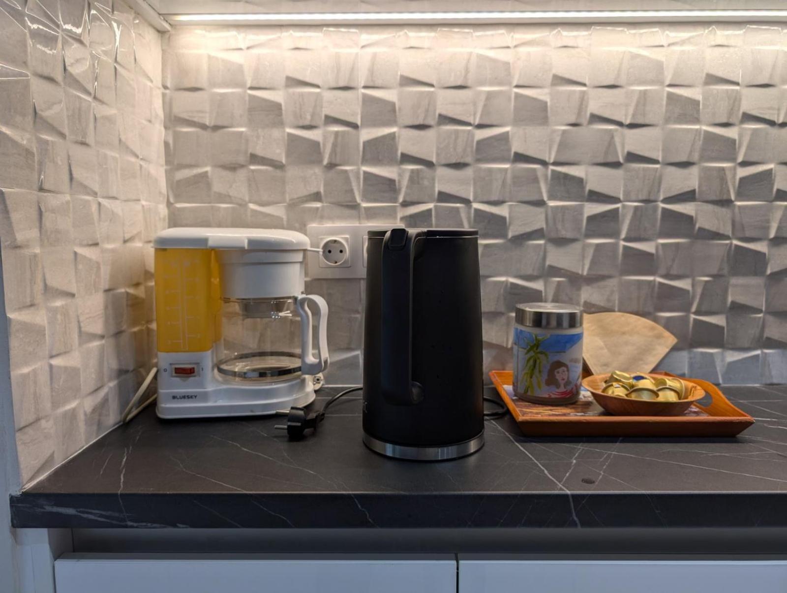 Luxury & Spacious Apartment In Athens Luaran gambar